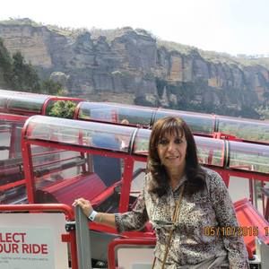 Meet your Posher, Nahed